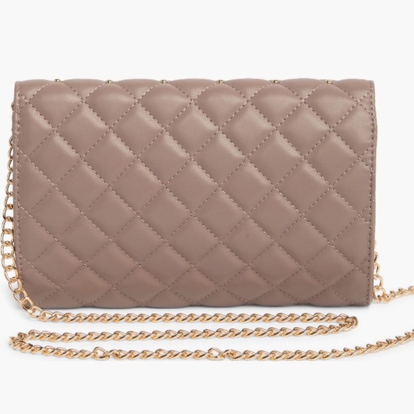 Badgley Mischka Quilted Crossbody Bag - Picture 3 of 12